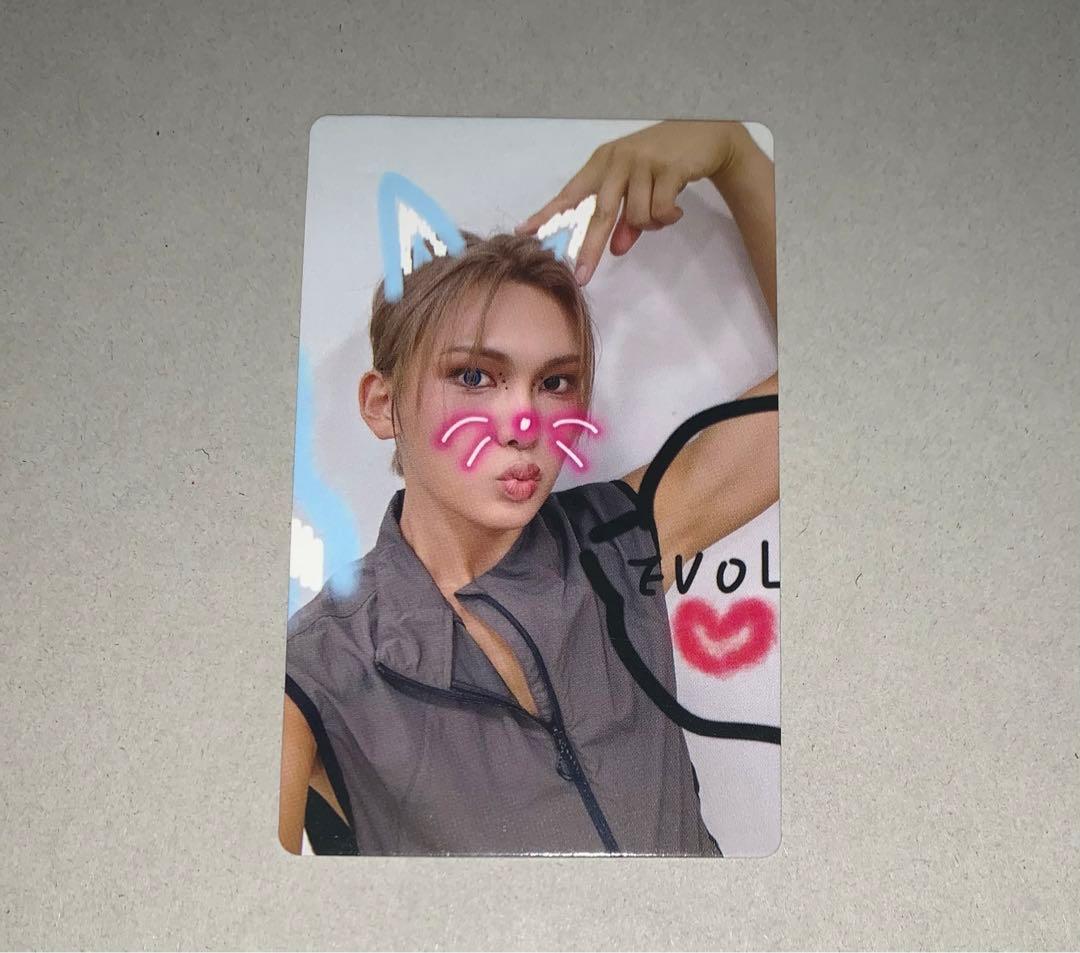 XLOV ヒョン I ONE トレカ - メルカリ