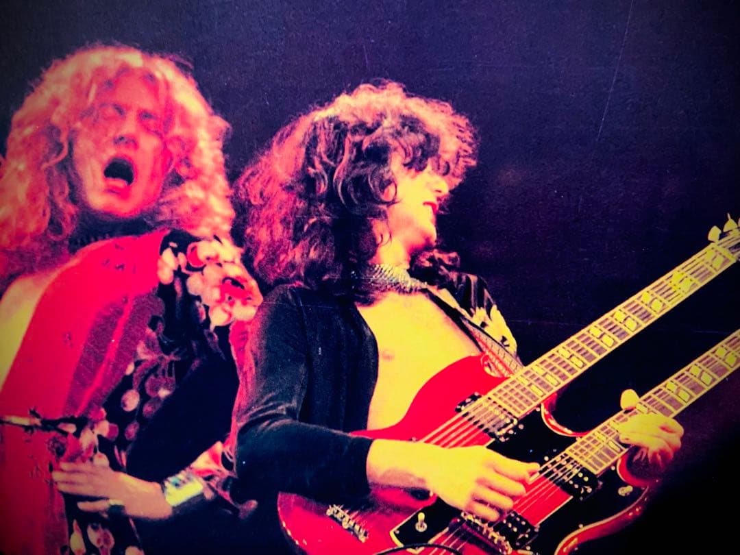 レッド・ツェッペリン貴重写真集LIVE DREAMS 著者サイン入り - メルカリ