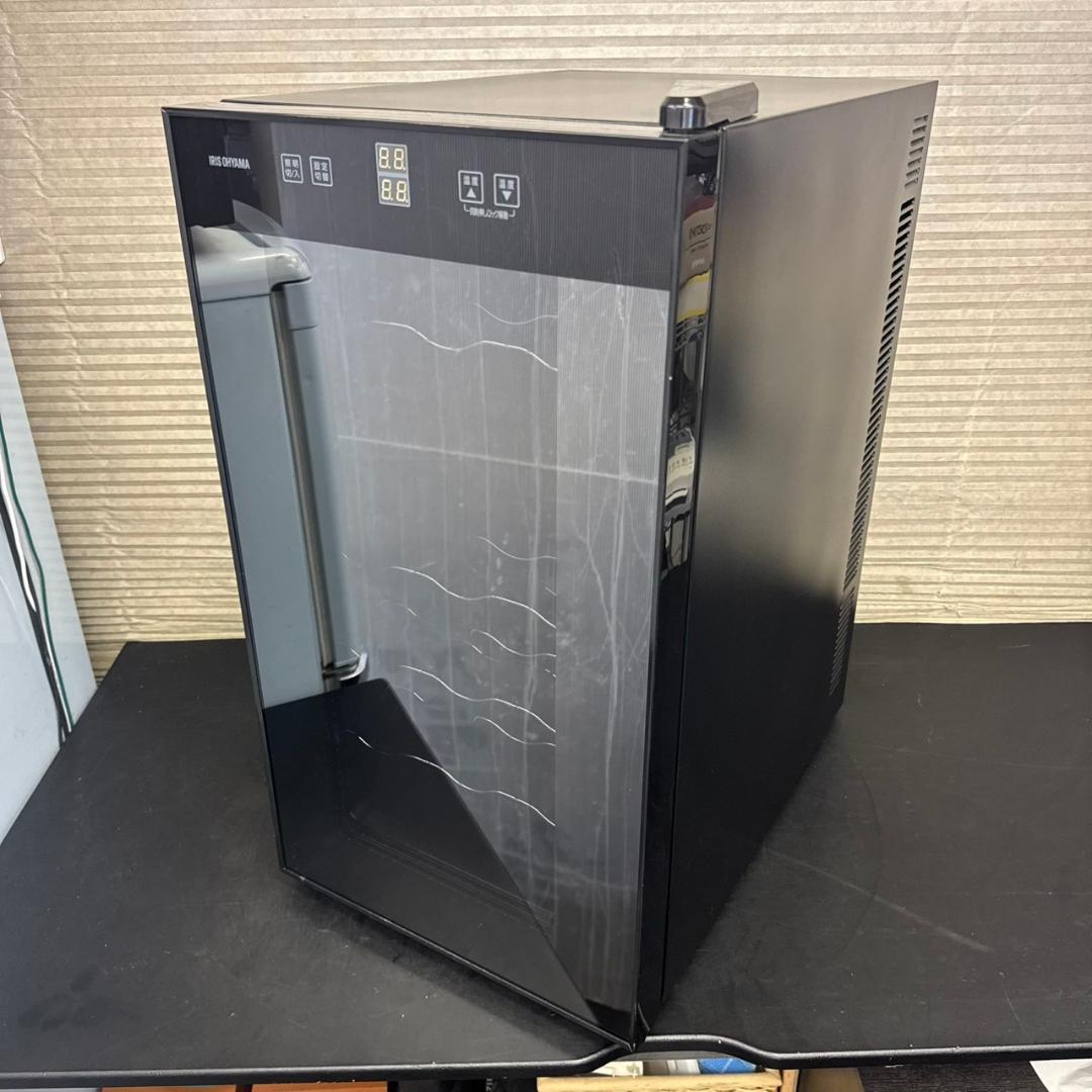 ☆☆アイリスオーヤマ ワインセラー PWC-502P　20年製　47L　18本 IRIS OHYAMA（アイリスオーヤマ） ワインセラー 18本 ペルチェ式 家庭