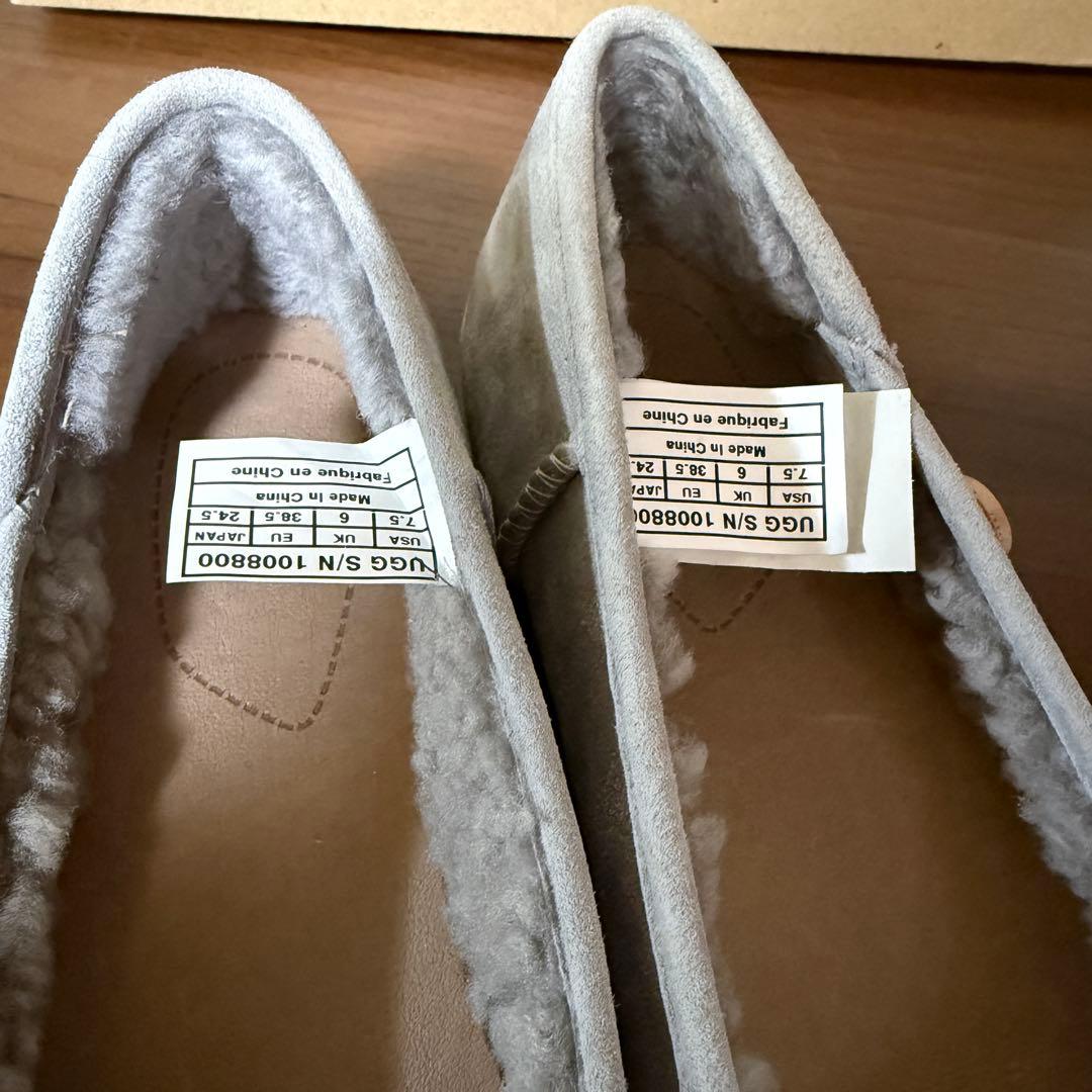 UGG グレー モカシンフラットシューズ 24.5cm