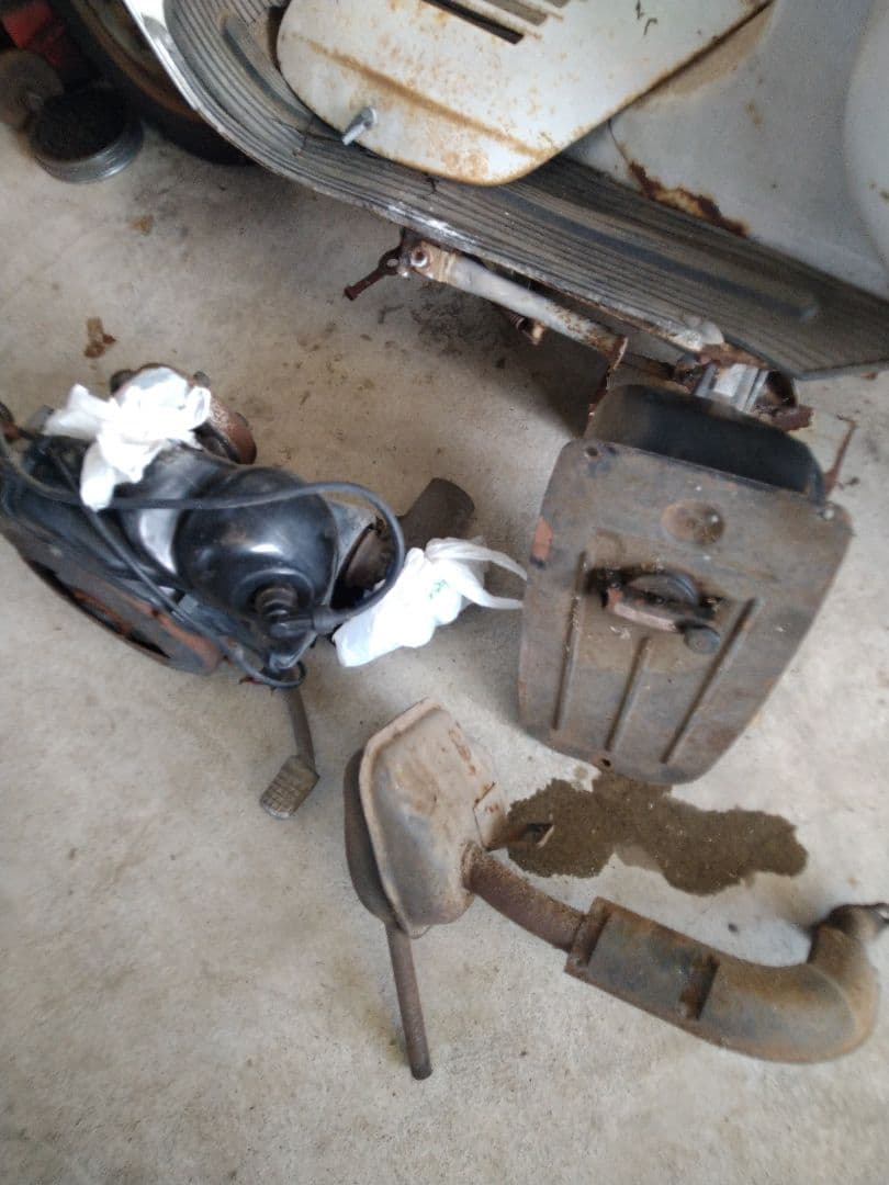 SL1007様限定Vespa 50S スクーターレストアベース 部品取り - メルカリ