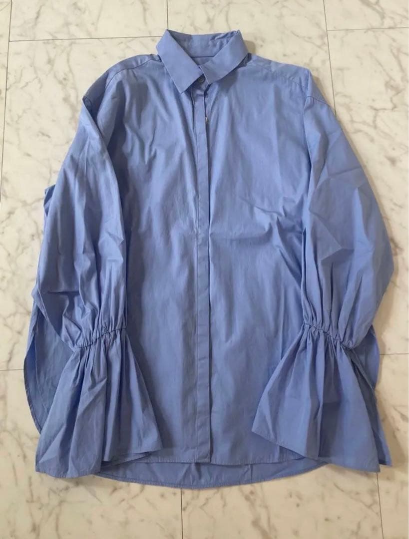 お値下げしました】ボリュームカフスシャツ ウィムガゼット - メルカリ