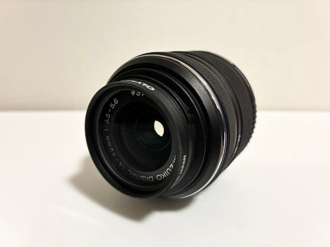 M.Zuiko 14-42mm f3.5-5.6 II R レンズ　ブラック