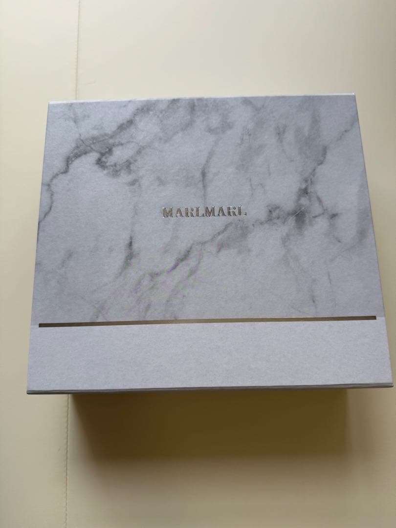 MARLMARLニットカーディガン・パンツ・帽子セット 【新品・箱あり】