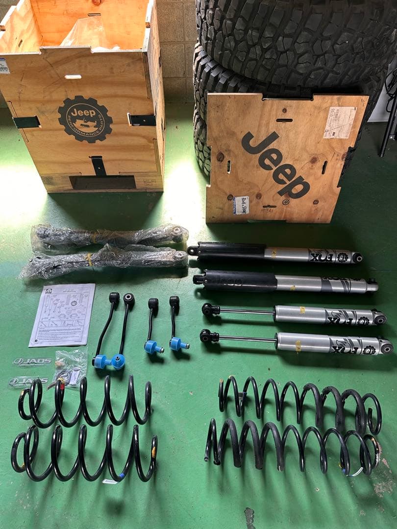 Jeep モパー純正2インチリフトアップキット sympa360様専用 - メルカリ