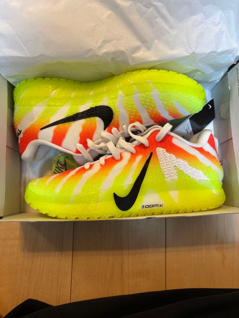 Nike JA 3 ジャ3 クリスマス　1月4日まで Nike Ja 3 Christmas Colorway: White/Bright Crimson/Volt/Black