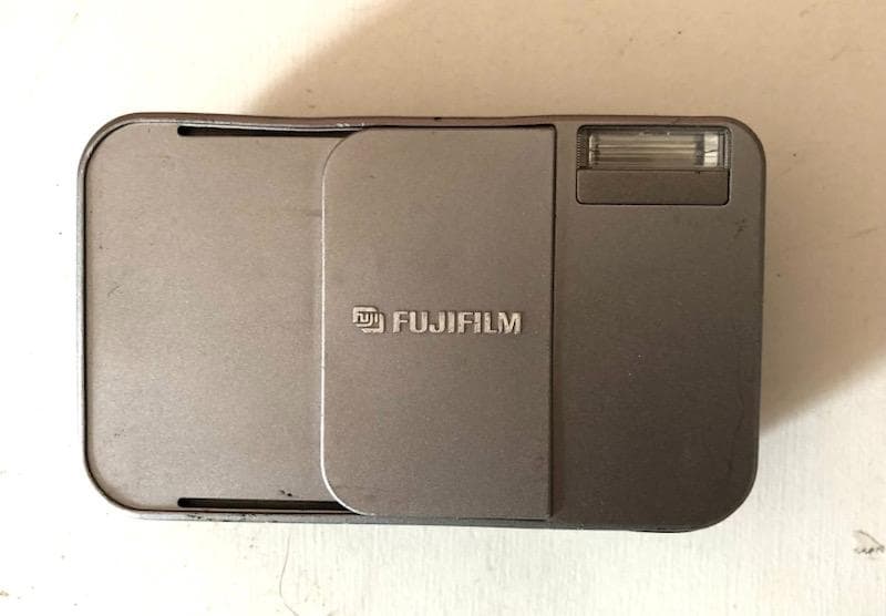 FUJIFILM TIARA コンパクトカメラ 訳アリ 動作品＃136