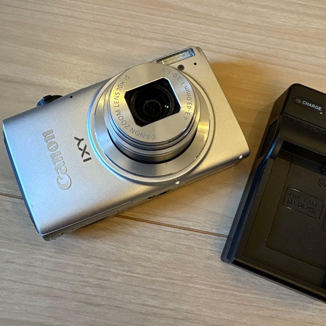 【動作確認済】美品 キャノン IXY 610F デジタルカメラ シルバー Amazon | Canon デジタルカメラ IXY 610F 約1210万画素 光学10倍ズーム