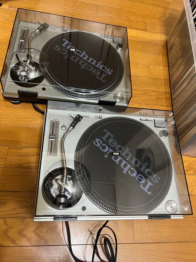 Technics SL-1200 MK5 ターンテーブル カバー付き 美品 2台 Technics（テクニクス）/SL-1200 MK5 2台セット ダストカバー付属