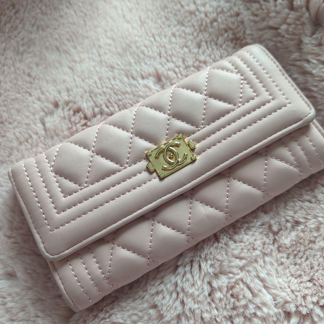 CHaNEL ノベルティ ピンク キルティング長財布 - メルカリ