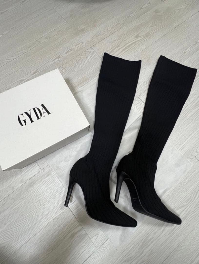 GYDA ブラック ソックスロングブーツ - メルカリ