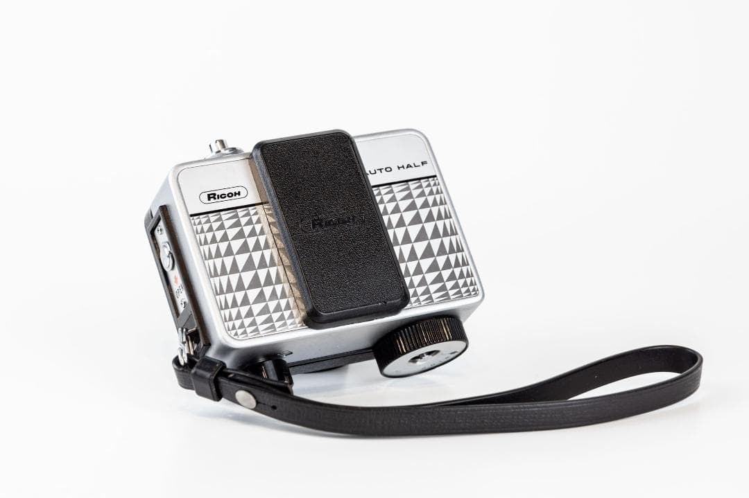 257] リコー RICOH AUTO HALF E ハーフフィルムカメラ