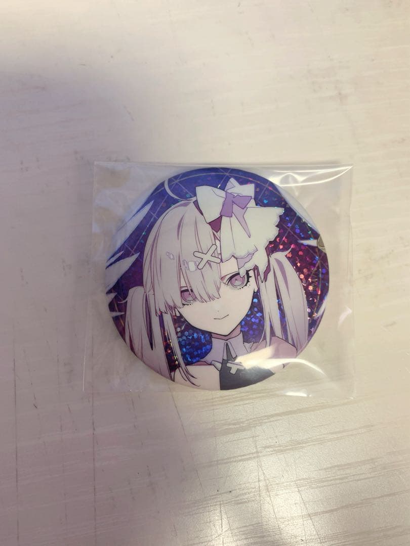 にじさんじ 健屋花那 缶バッジ - メルカリ