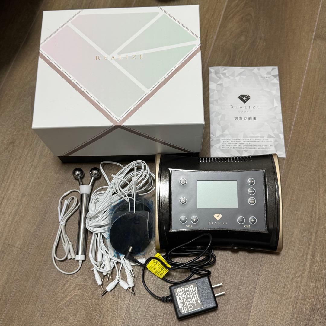 スリムビューティハウスREALIZE リアライズ 美品】スリムビューティーハウス リアライズ リアライズ スリム