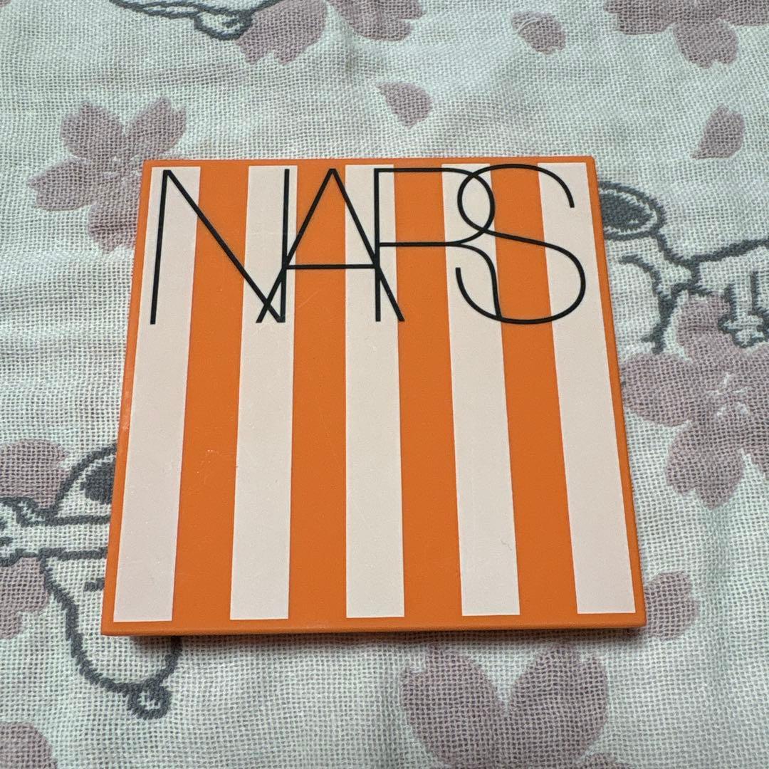 NARS ホットエスケープ チークパレット Ⅲ NARS ホットエスケープ チークパレット Ⅲ / NARS(ナーズ) | LIPS