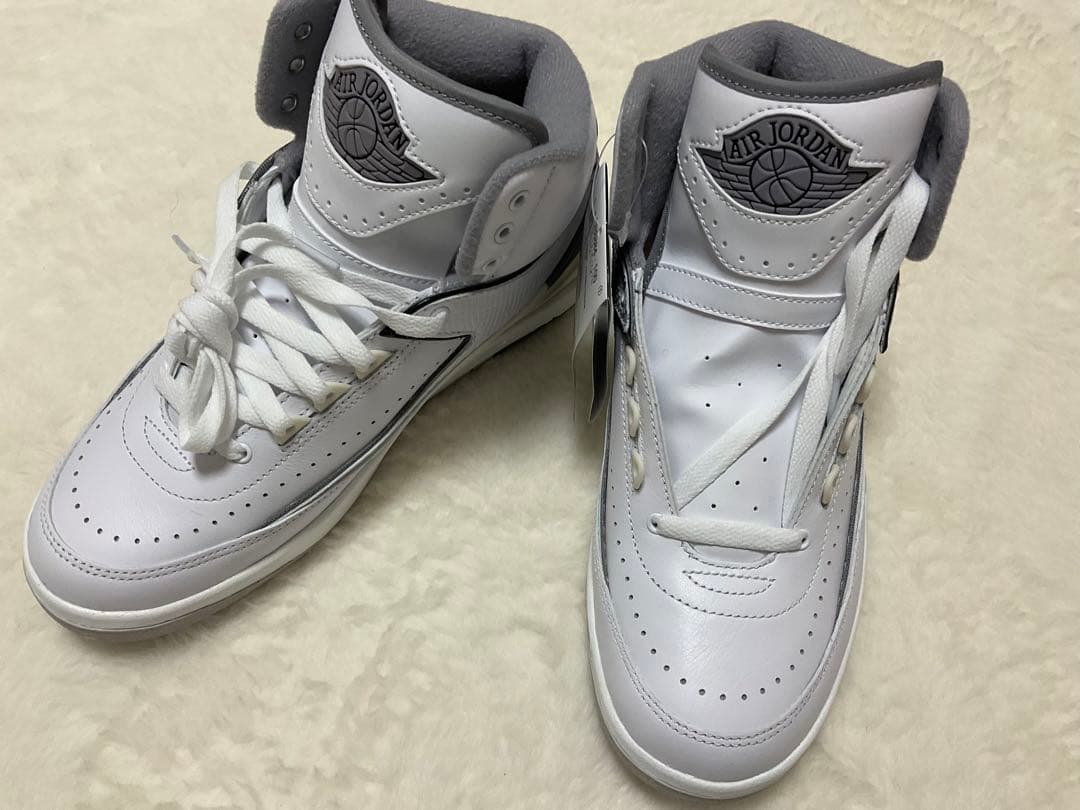 新品 Nike エアジョーダン 2 レトロ US7 25cm ホワイト NIKE エアジョーダン2 レトロ ホワイト&セメントグレー 29cmの通販