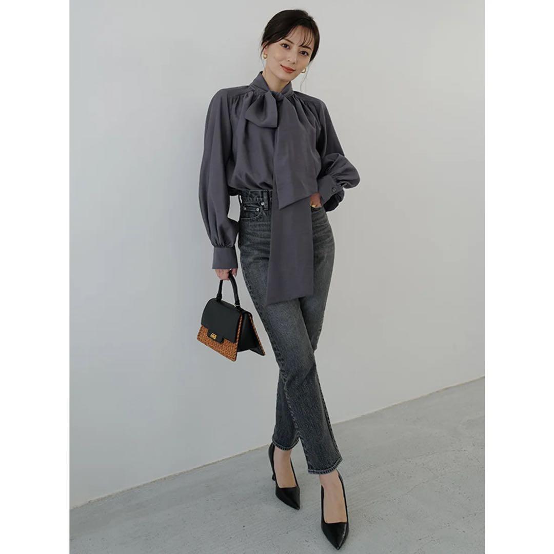 定価16500円/完売品】anuans ボリュームタイブラウス グレー - メルカリ
