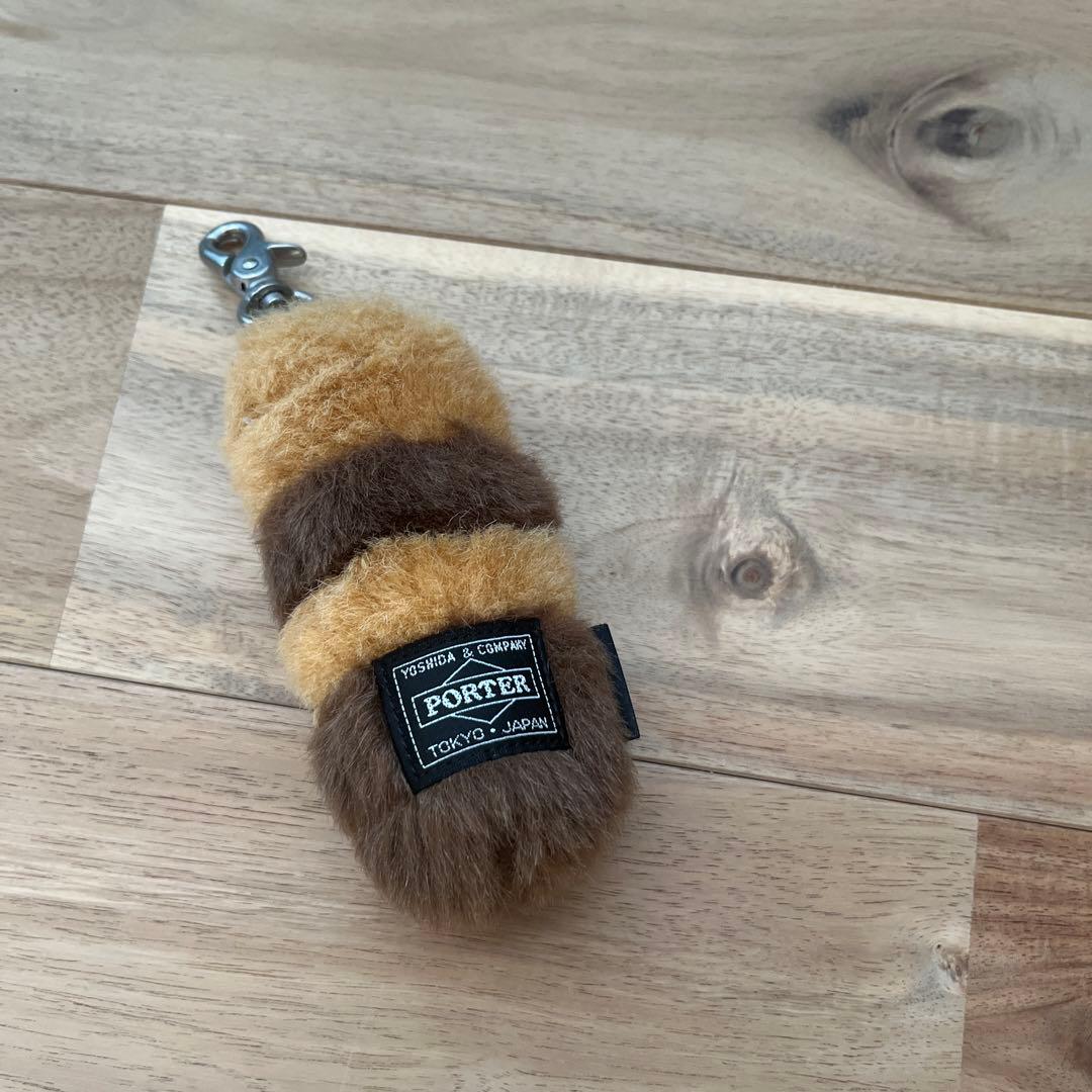 となりのトトロ × PORTER ねこバスしっぽ キーチャーム - メルカリ