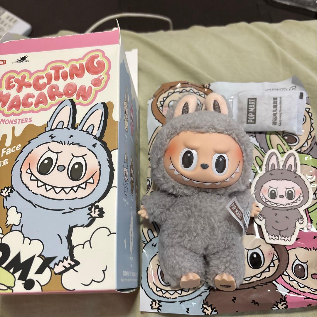 正規品 POPMART ラブブ マカロン Labubu Sesame Bean - メルカリ