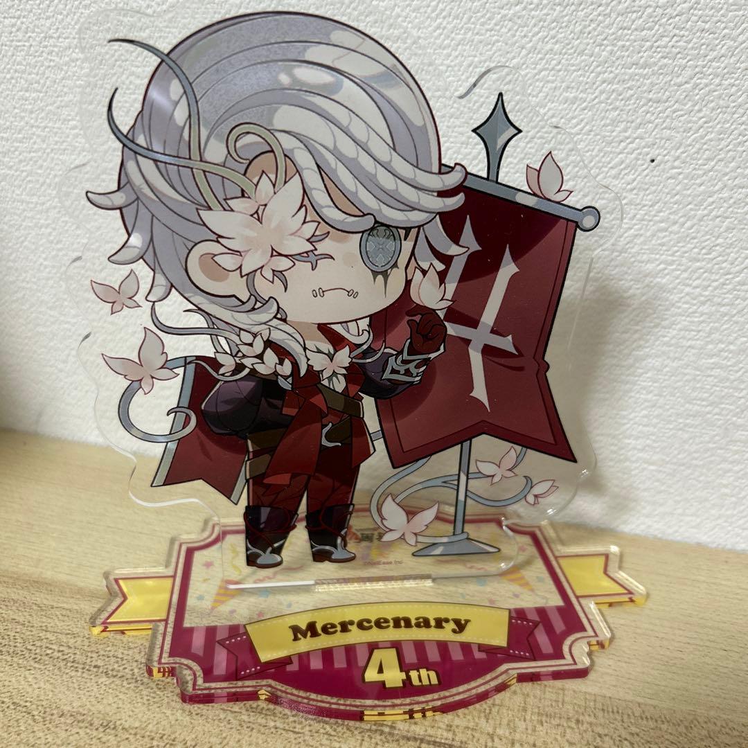 第五人格 カフェ 傭兵 赤服の人物 4周年記念アクスタ - メルカリ