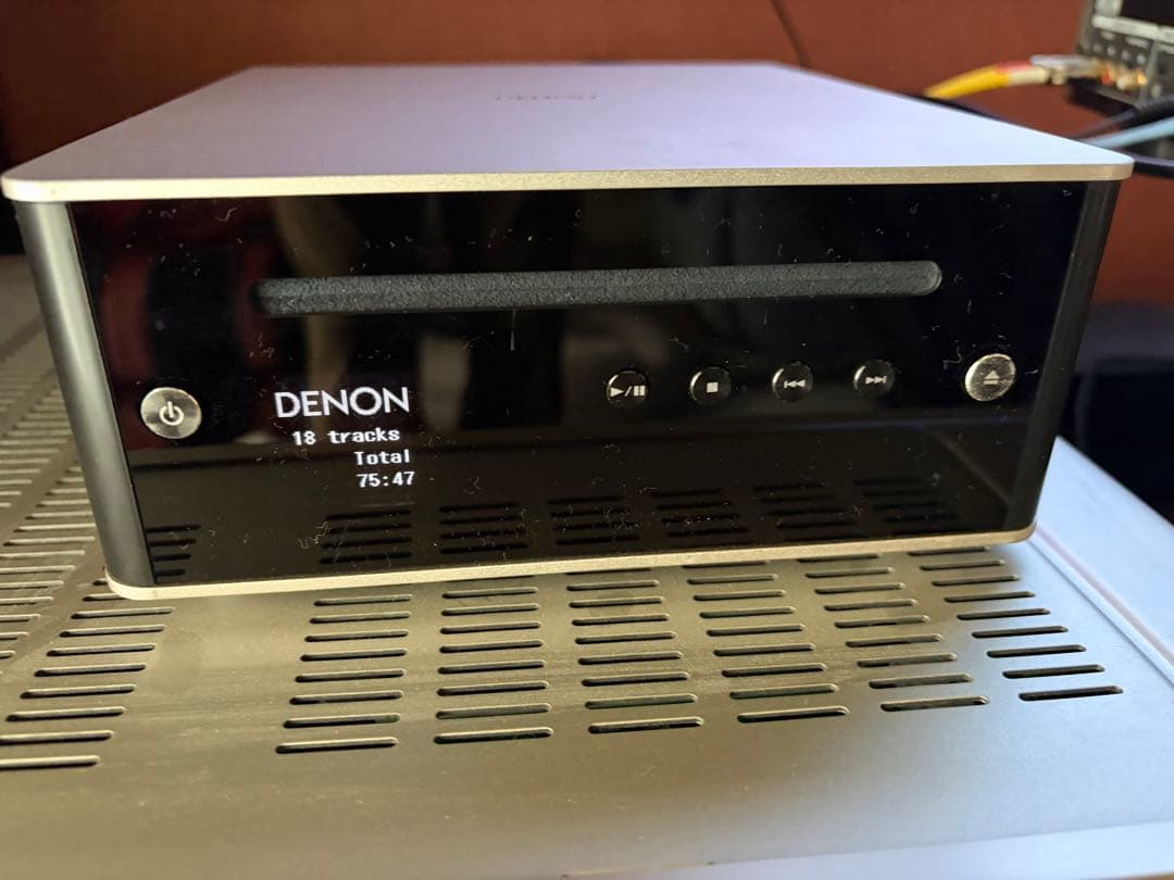 DENON CDプレーヤー DCD-50 Denon DCD-50 Compact single-disc CD player at Crutchfield
