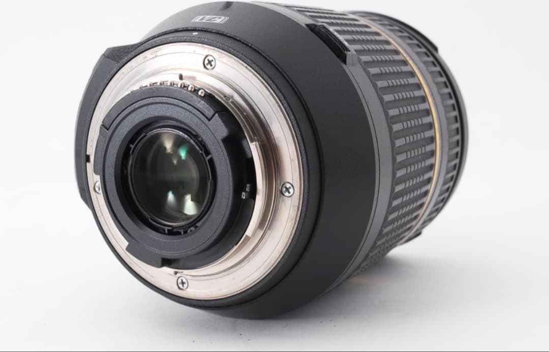 Nikon D7100 純正+タムロン望遠セット ショット数4000