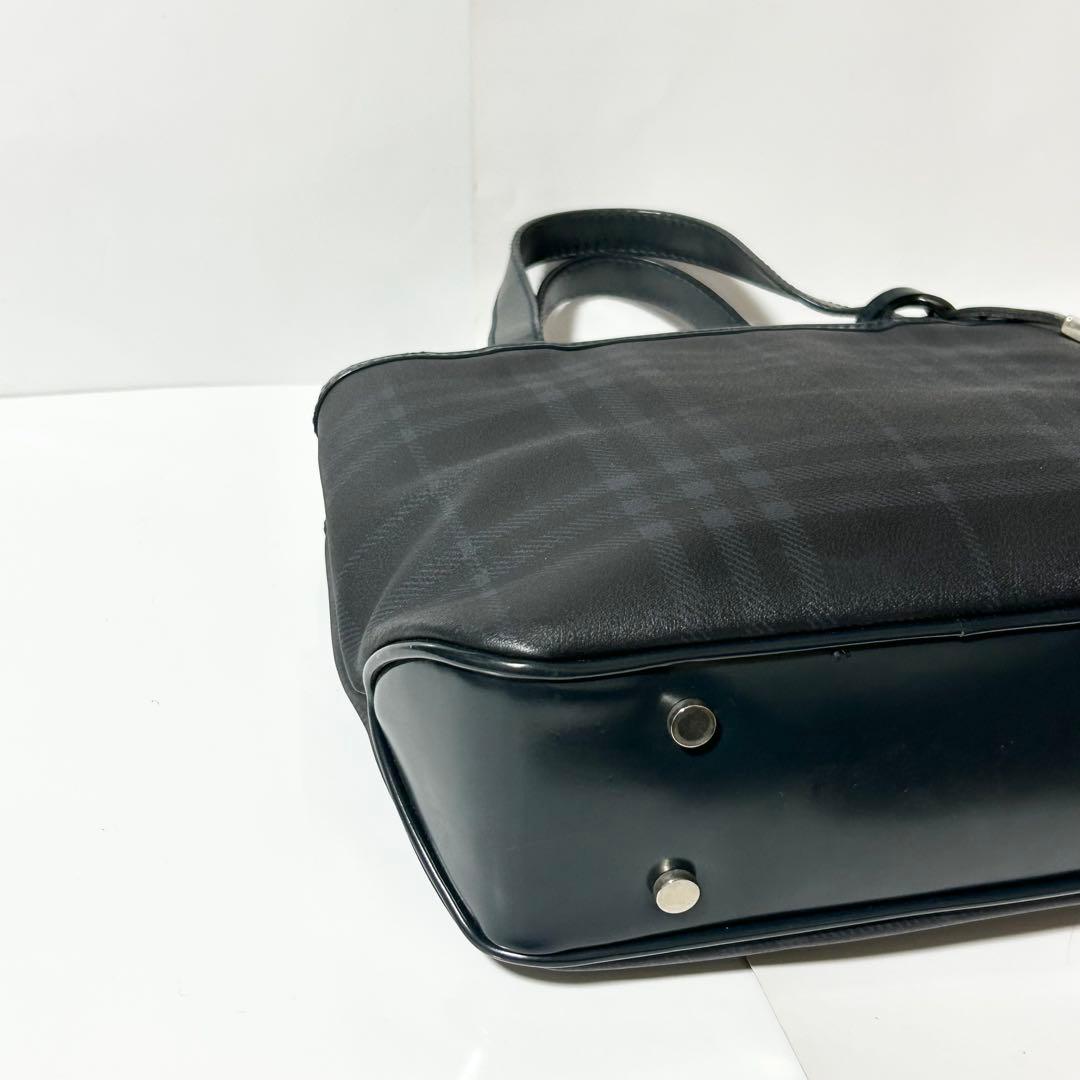 バーバリー ノバチェック PVC レザー ハンドバッグ トートバッグ