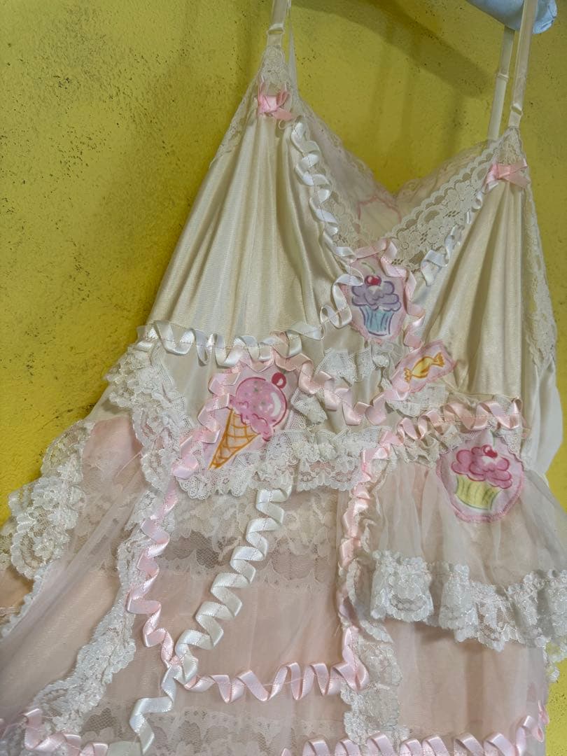 グニフニ　ぐにふに　リメイク　キャミワンピ グニフニ ぐにふに リメイク キャミワンピ - メルカリ