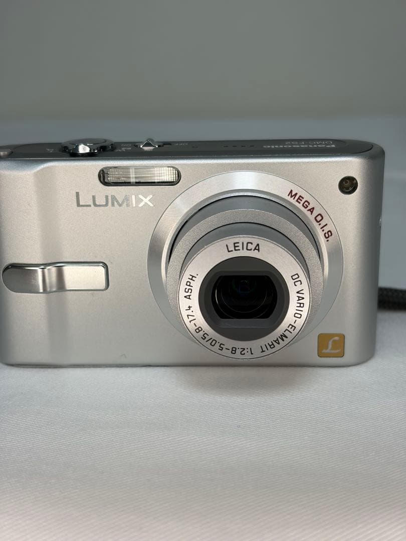 チョコレート様専用 Panasonic LUMIX DMC-FS20 シルバー