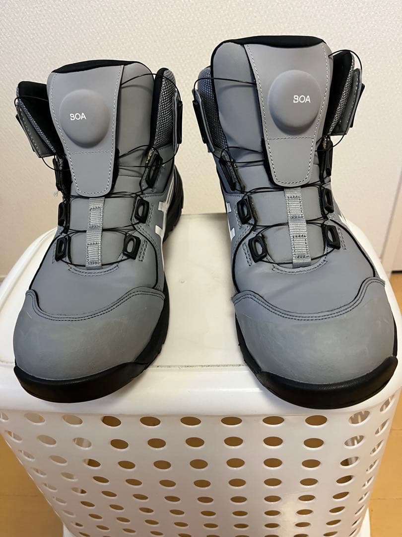 ASICS BOAシステム ハイカット安全靴 グレー 楽天市場】安全靴 アシックス ハイカット ウィンジョブ CP314 BOA 3E