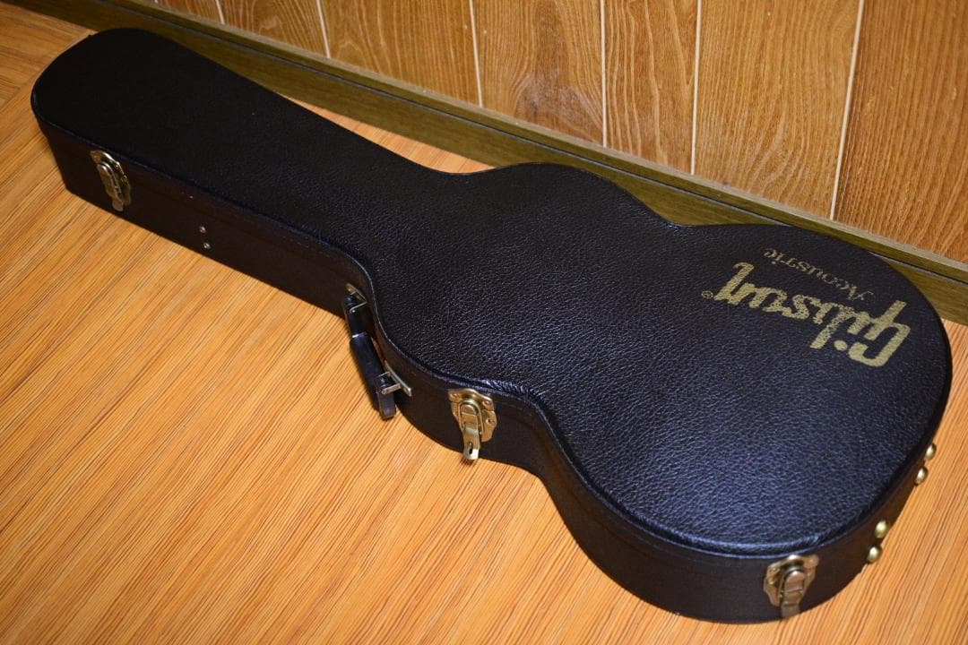 Gibson LG-2 Arlo Guthrie 3/4 - メルカリ