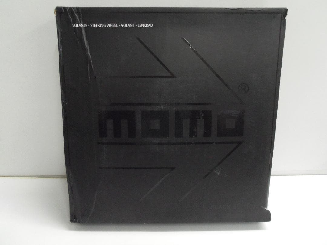 未使用】momo ステアリング ZHC-SWM026 レザーブラック タグ付き