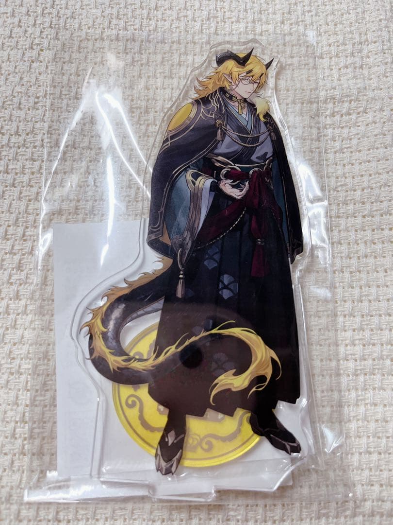 きりやん エイダ ドラゴ アクスタ - メルカリ