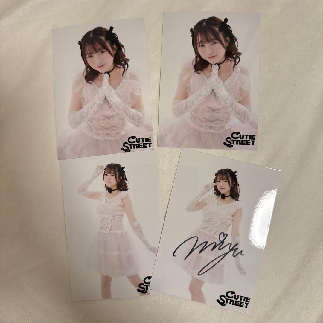 CUTIE STREET 梅田みゆ サイン入り写真 - メルカリ