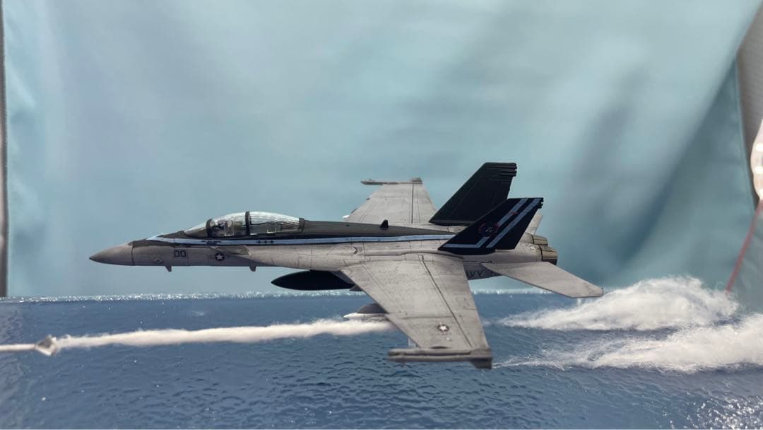 トップガン マーヴェリック F18 ミサイル発射 ジオラマ エフトイズ