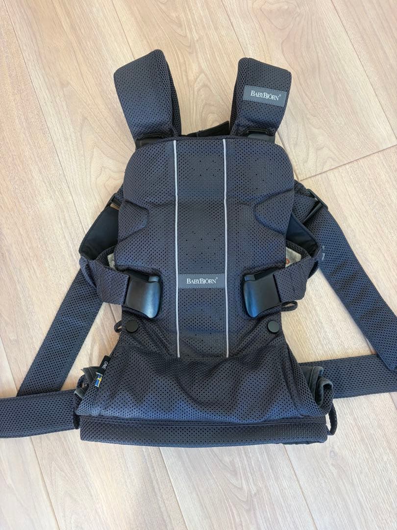 BABYBJÖRN 抱っこ紐 ネイビー メッシュ ONE ワンカイエアー - メルカリ