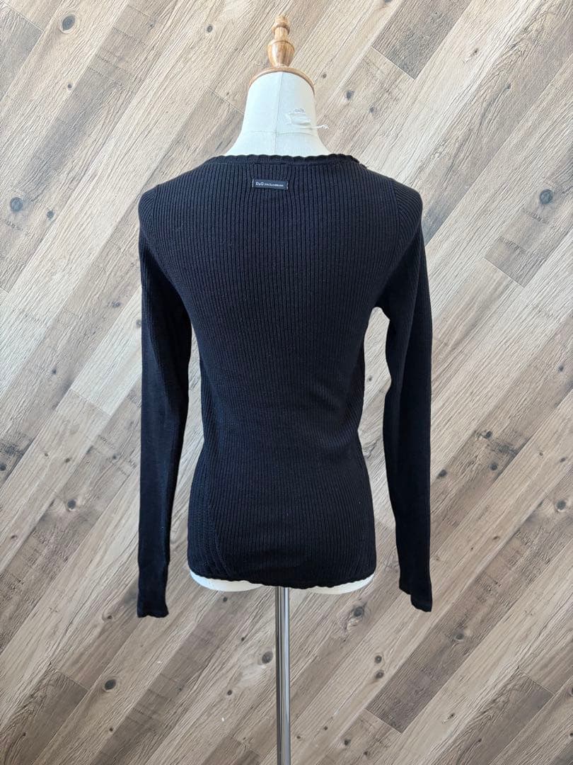 ドルチェアンドガッバーナ リブ編み パールボタン 長袖 ニット