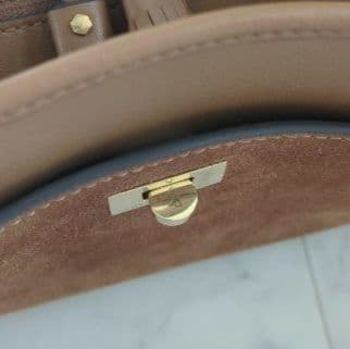 美品 アニヤ・ハインドマーチ スモールウィルソン スエード ブラウン