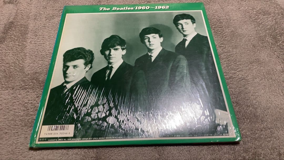 LPレコード】【帯付】ザ・ビートルズ(1960~62) - メルカリ