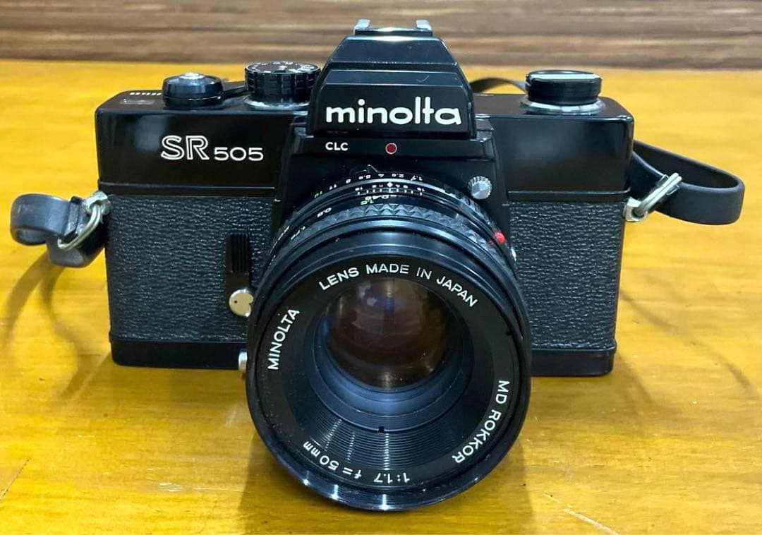 ミノルタ　SR505　一眼レフフィルムカメラ　レンズ付き　フィルター付き 赤城耕一：第6回 ミノルタSRシリーズの最終モデル！1975年に発売された