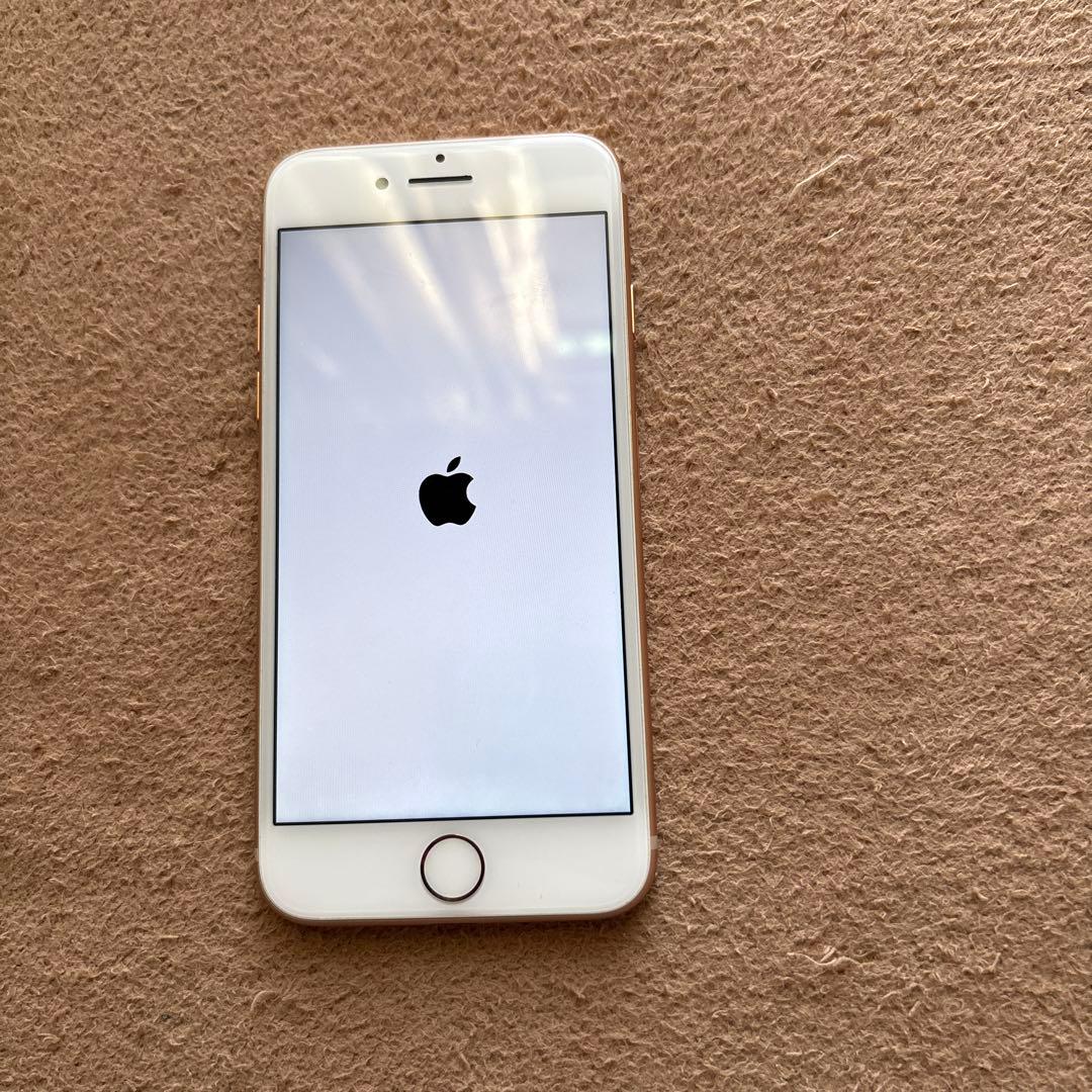 iPhone8 美品　Amazonで購入。64GB