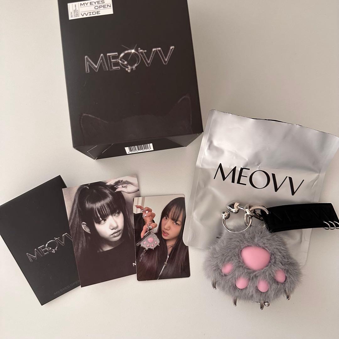 MEOVV ミヤオ JELLY PAW ver. キーリング トレカ スイン - メルカリ