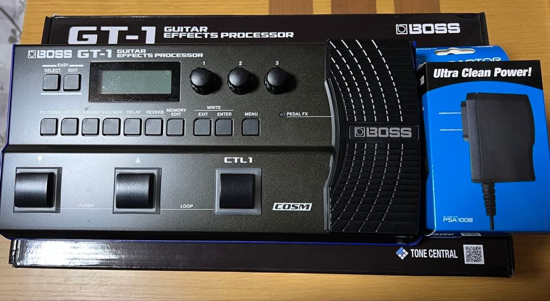 BOSS GT-1 マルチエフェクター　箱とオマケ付き！ Amazon.co.jp: BOSS/GT-1 ボス ギター マルチエフェクター : 楽器