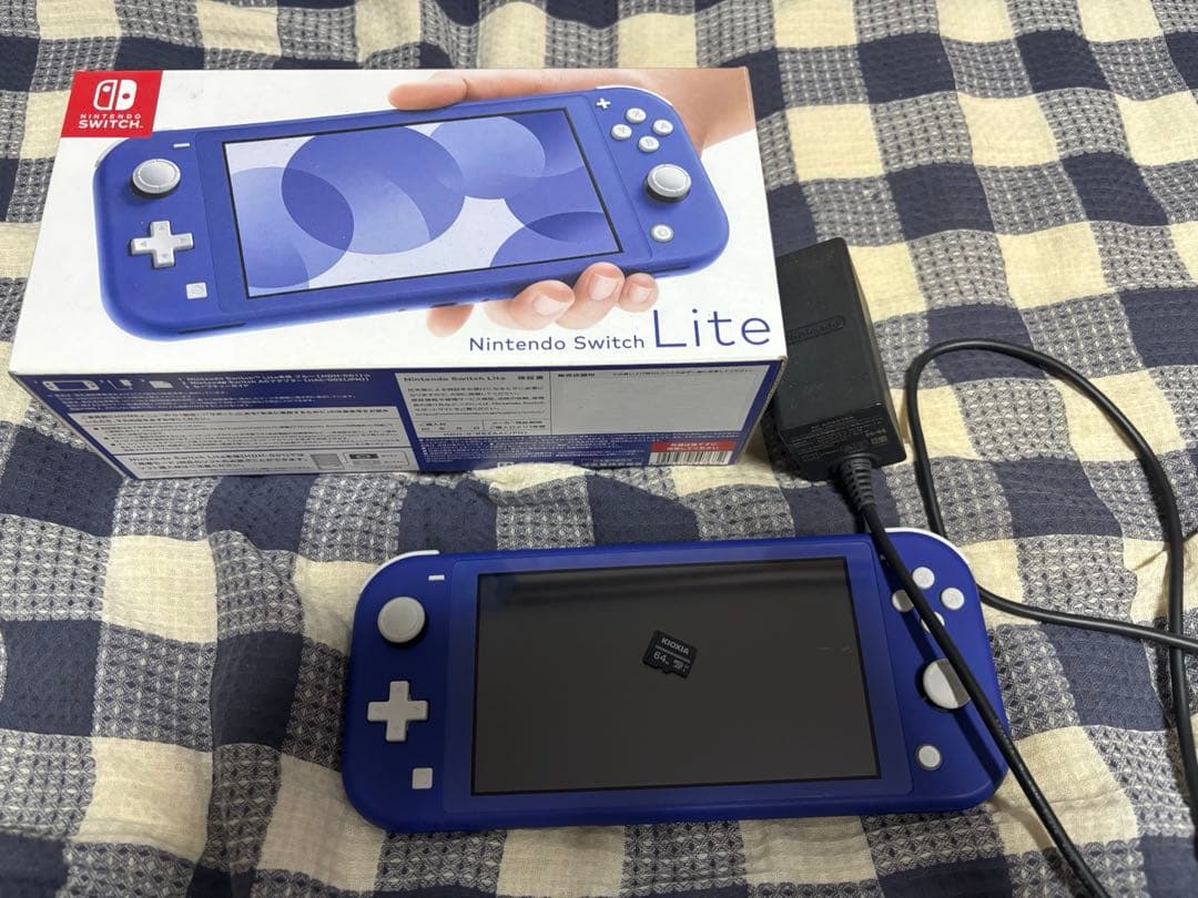 【美品】Nintendo Switch Lite 青色 本体+SD64gb付き Nintendo Switch Lite, Turquoise, Handheld Console, Japanese