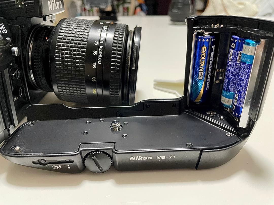 Nikon F4 美品MB-21 ボディ+ AF NIKKOR レンズ2本セット - メルカリ