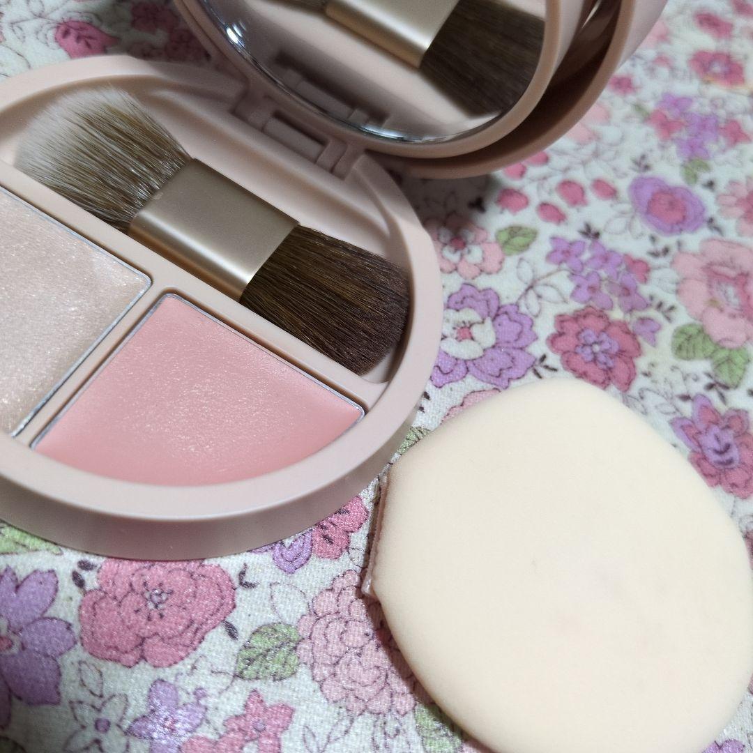 ブリリアージュ オーセンティックウーマン エフォートレスシック色白肌20