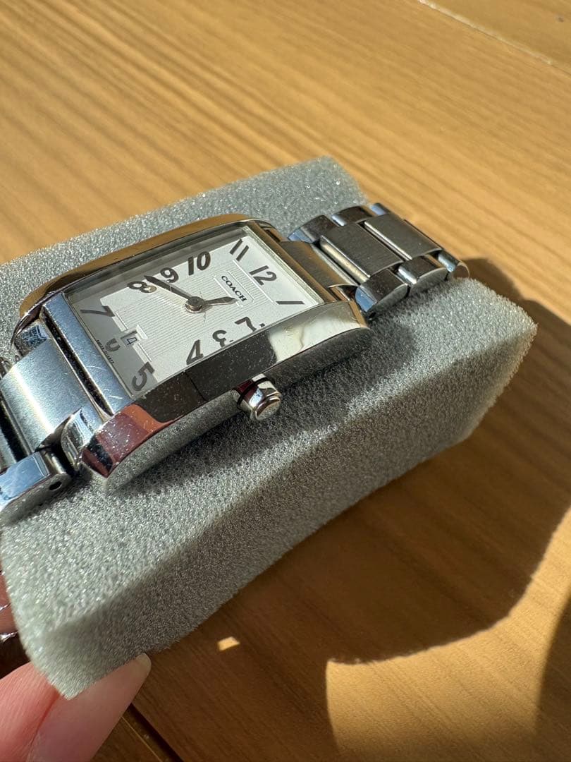 COACH》アナログ時計 シルバー - メルカリ