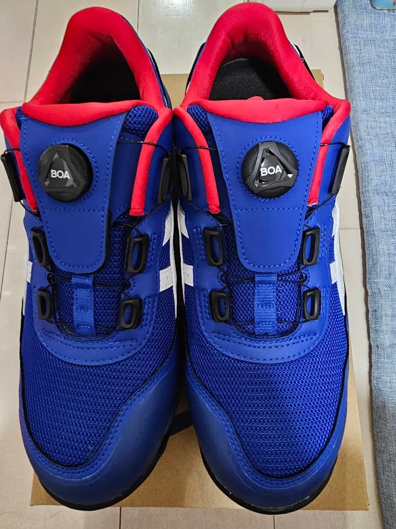 アシックス　安全靴　ブルー　ホワイト　27センチ　ダイヤル式　箱付き　新品 ASICS（アシックス） 安全靴 ローカット BOA ダイヤル式 CP209 BOA