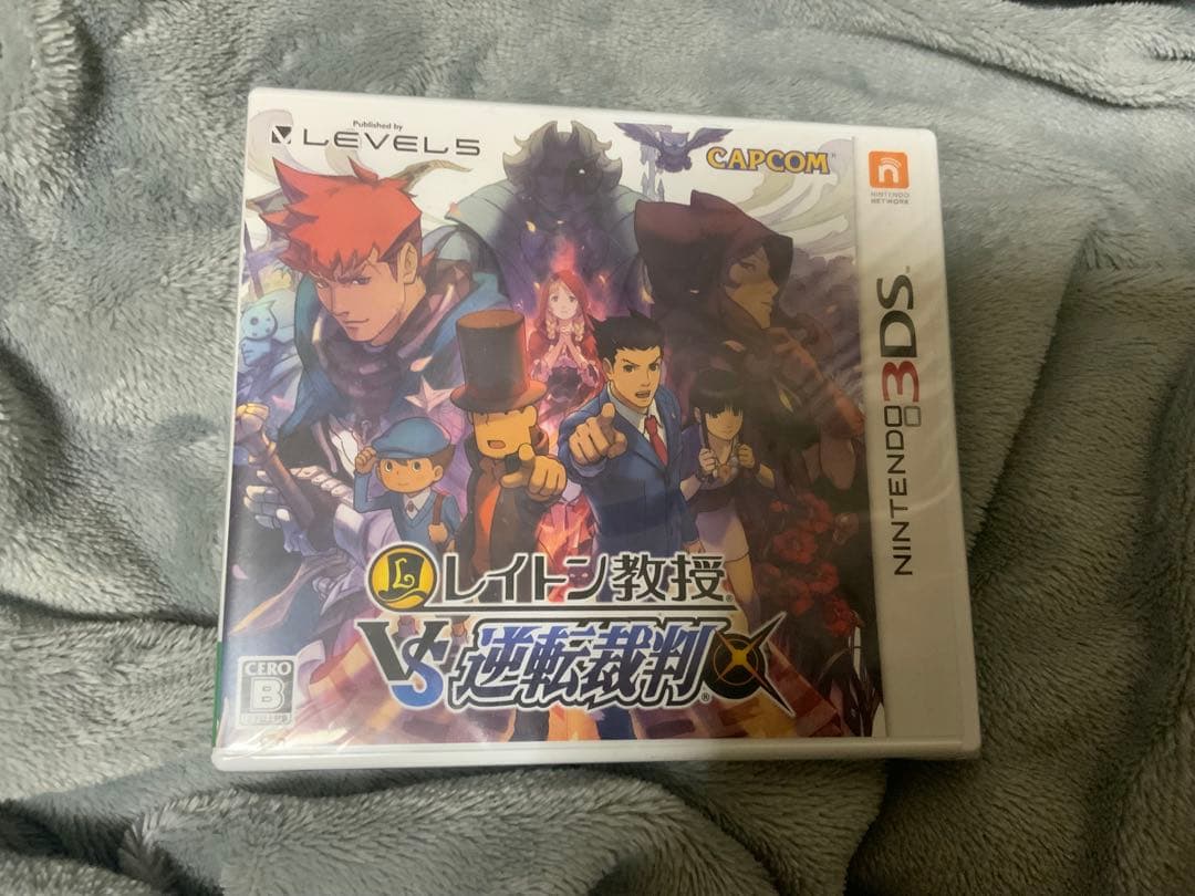 新品未開封 レイトン教授 VS 逆転裁判 3DS - メルカリ