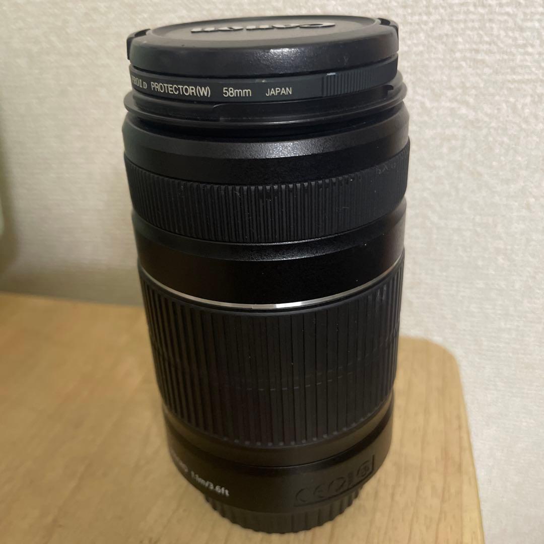 Canonズームレンズ。55〜250mm MACRO 1.1m／3.6ft